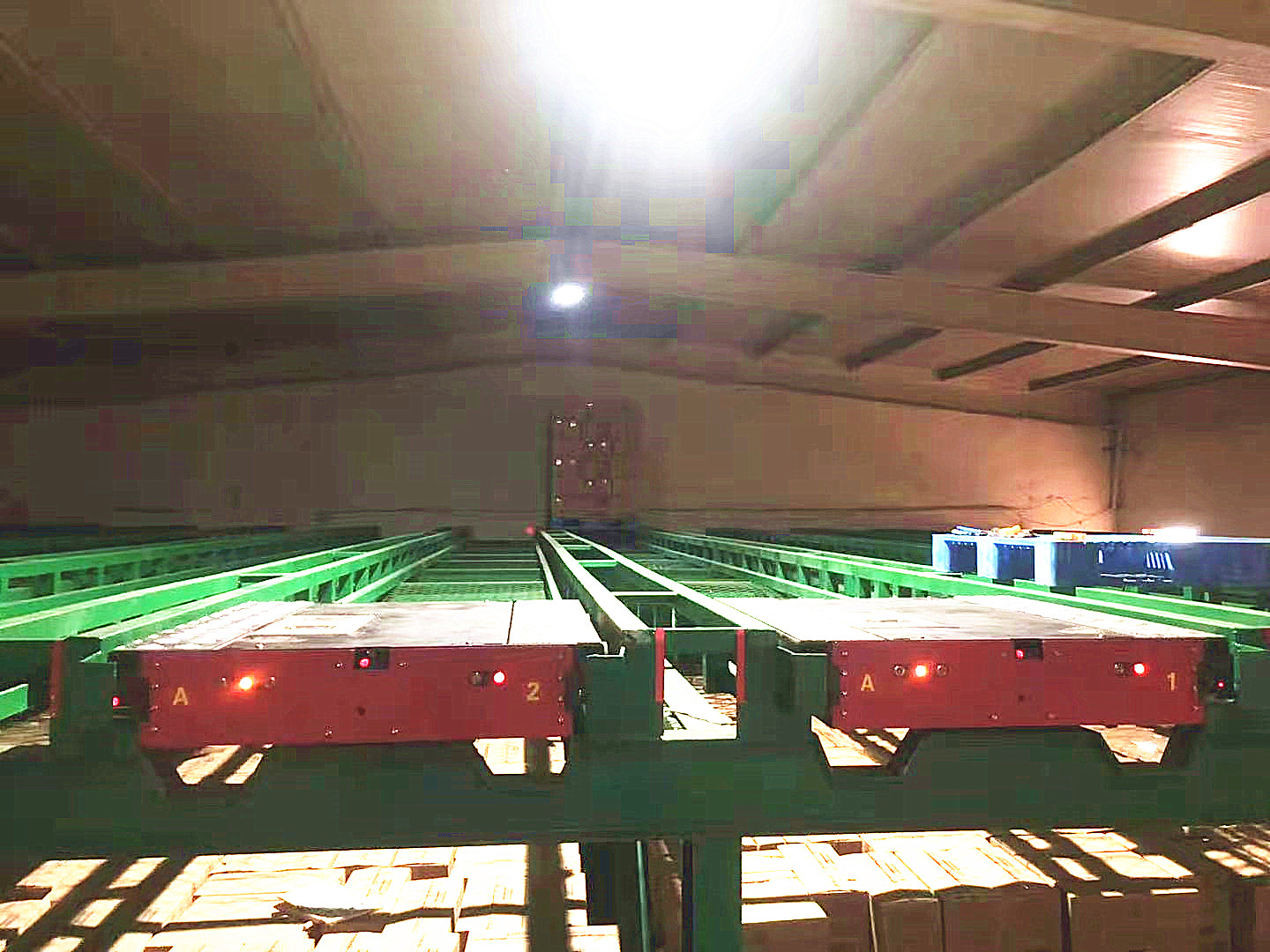 非標(biāo)定制常溫穿梭車(chē)